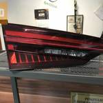 AUDI A5 8W * bal hátsó belső lámpa 8W6 945 093 G fotó