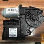 SKODA OCTAVIA II * bal első ablakemelő motor 1K0 959 793 Q fotó