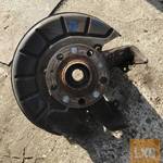 VW GOLF V_OCTAVIA II 1, 6 BSE jobb első csonkállvány fotó