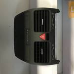 VW GOLF V * középső légbefúvó fotó