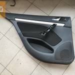 SKODA OCTAVIA II (5 ajtós) bal hátsó ajtókárpit fotó