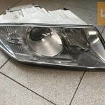 SKODA OCTAVIA II * jobb xenon fényszóró (sérült) alkatrésznek fotó
