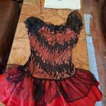 Ördöglány jelmez fotó