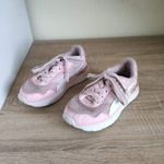32-es rózsaszín lányka könnyű sportcipő 20, 5-es belső Puma fotó