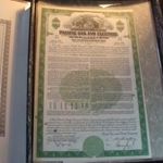 Nagyméretű, igényes díszdobozban részvény gyűjtemény 38 féle /leírásban részletek/ fotó