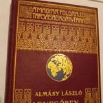 A Magyar földrajzi társaság könyvtára kék földgömbös fotó