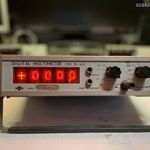 EMG TR-1657 1464 Digitális multiméter Nixie fotó