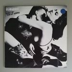SCORPIONS - LOVE AT FIRST STING LP fotó