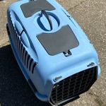 Kutya macska szállító doboz fotó