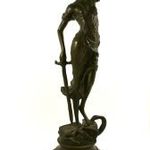 JUSTITIA ... GYÖNYÖRŰEN KIDOLGOZOTT BRONZ SZOBOR ! fotó