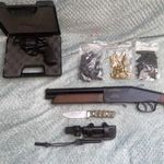 ELADÓ kettő GUMILÖVEDÉKES fegyver és egy VADÁSZ kés! fotó