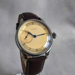 Gyönyörű Molnija beépítés 44 mm-es acél pilóta tokban! fotó