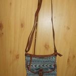 Claire's divatos oldal / válltáska fotó