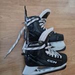 Hokikorcsolya gyermek CCM 36-os fotó