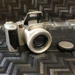 Retro Fényképezőgép--Fujifilm FinePix 4900 Zoom 2000-es évek fotó