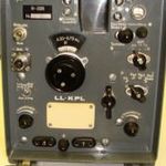 R - 326 KATONAI RÁDIÓ VEVŐKÉSZÜLÉK NÉMET FELIRATTAL fotó