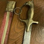 Egy régi kard hüvelyében / leopárd fejes réz markolattal --- csak 1 Forintért fotó