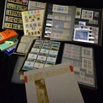 POSTATISZTA MAGYAR BÉLYEG GYŰJTEMÉNY ALBUMOKBAN NAGY DOBOZBAN ! fotó