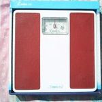 Momert analóg személymérleg fotó