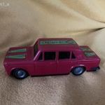 Lemezárugyári Lada lendület autó fotó