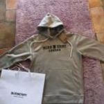Burburry nem eredeti, új hoodie fotó