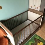 Babaágy és pelenkázó fotó