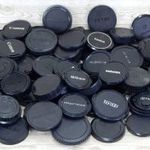 67 darab első - hátsó objektívsapka és vázsapka vegyesen fotó