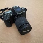 Nikon F60 fépnyképező ; Nikkor AF 28-80 objektívvel ; Hama UV390 ; Hordtáska fotó