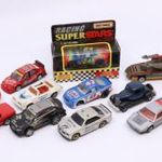 Matchbox és más gyártók modelljei vegyesen, 13 darab egyben! fotó