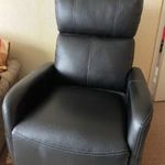 Elektromos fekete fotel fotó