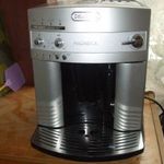 DÉLONGHI MAGNIFIKA kévéföző gép! Nem működik! Alkatrésznek kiváló! fotó
