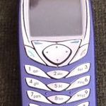 Régi Nokia 6100 mobiltelefon (L) fotó