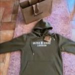 Burburry nem eredeti, új hoodie fotó