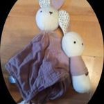 Szundikendő játékokkal 524. (Babydream - nyuszis) fotó