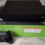 Xbox One X 1Tb eladó, 1db kontroller, 1db Vertical Stand tároló fotó