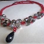 NOVEKVŐ CSISZOLT GYÖNGYÖK PIROS CSIPKELÁNCON - NYAKLÁNC fotó