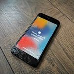 Apple iPhone 7 32GB Fekete 1FT NMÁ! fotó