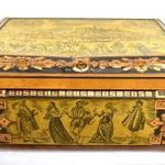 NÜRNBERG JELENETEKKEL HATALMAS RÉGI PLÉH FÉM DOBOZ - LÁDA ! fotó