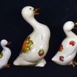 GYÜMÖLCS MINTÁS FAJANSZ KACSA CSALÁD ... SZOBOR SZETT X fotó
