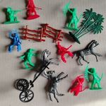 Retró)ó kis játék katonák./622/ fotó