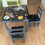 Gyerek bútor, asztal, szék, polc fotó