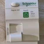 Új Schneider Resi9 áram-védőkapcsoló fotó