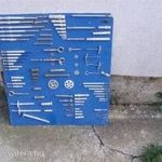 kötőelem display reklámtábla csavar tipli fotó