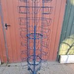 Szalvétatartó forgó, gurulós, árukínáló, bemutató bolti fém állvány, Display fotó