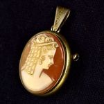 MESESZÉP KÁMEA EZÜST FÜGGŐ ÉS EGYBEN BROSS X fotó