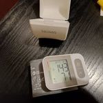 Sanitas csuklós vérnyomásmérő dobozában fotó