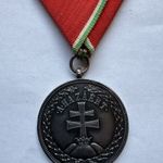 Magyar Ezüst Érdemérem hadiszalagon jelzett ezüst fotó
