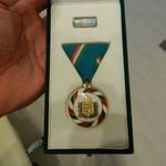 Szövetségért szolgálati jel dobozában 2002. fotó