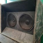 Hangfalak, mélynyomók hatalmas méretben fotó