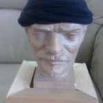 Régi, terrakotta Lenin szobor, jelzett fotó